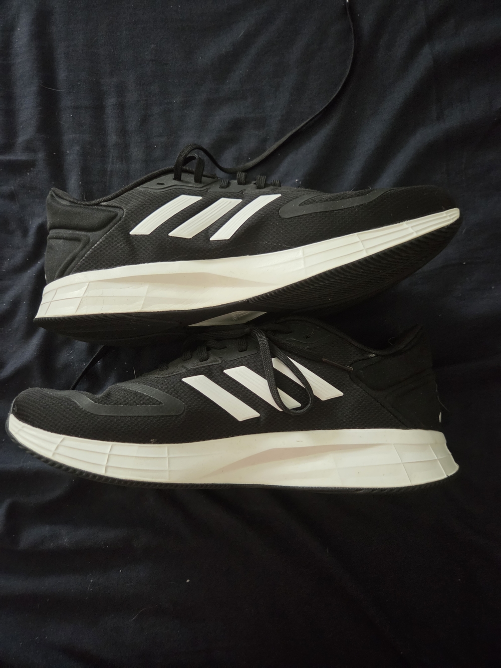 adidas Men’s Black & White Casual Running Sneakers